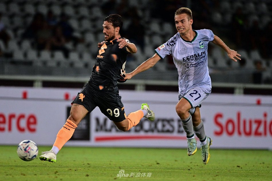 斯坦托诺 斯坦托诺