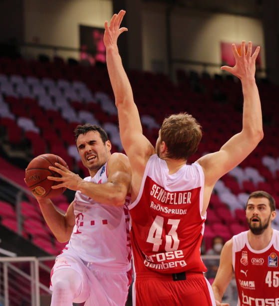 许多球迷对 许多球迷对