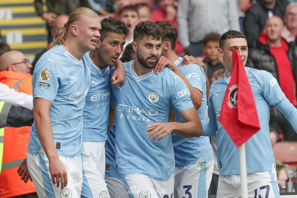 败的鱼腩球 败的鱼腩球